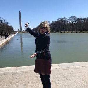 Meet your Posher, Lori